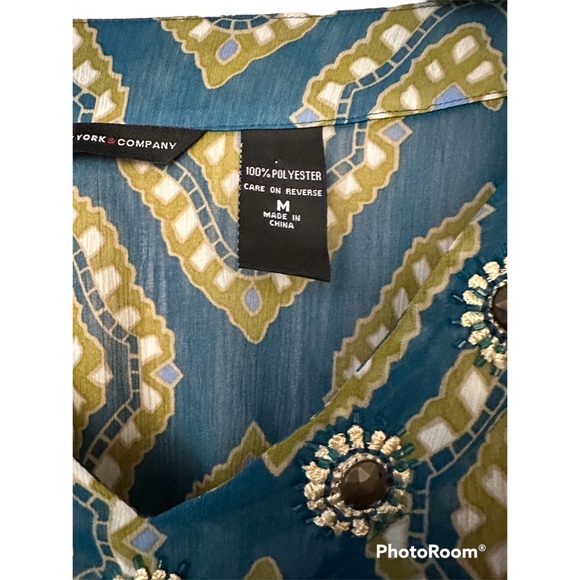 👚✨New York& Company Tunic Top with Beading 3 tops for $20 - Picture 2 of 3